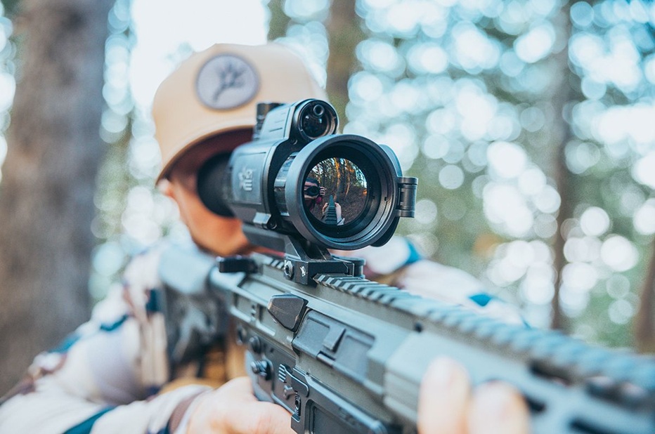 5 Best Rifle Scopes for Hunting and Long Range Shooting