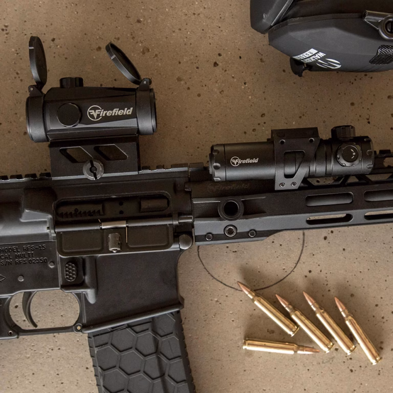 Iron Sights vs. Red Dot: Benefits and Applications for Each