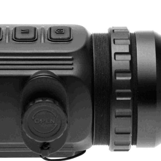 be43142d_hogster-c_thermal_clip-on_shown_with_be80902_2.0x_detachable_eyepiece.jpg