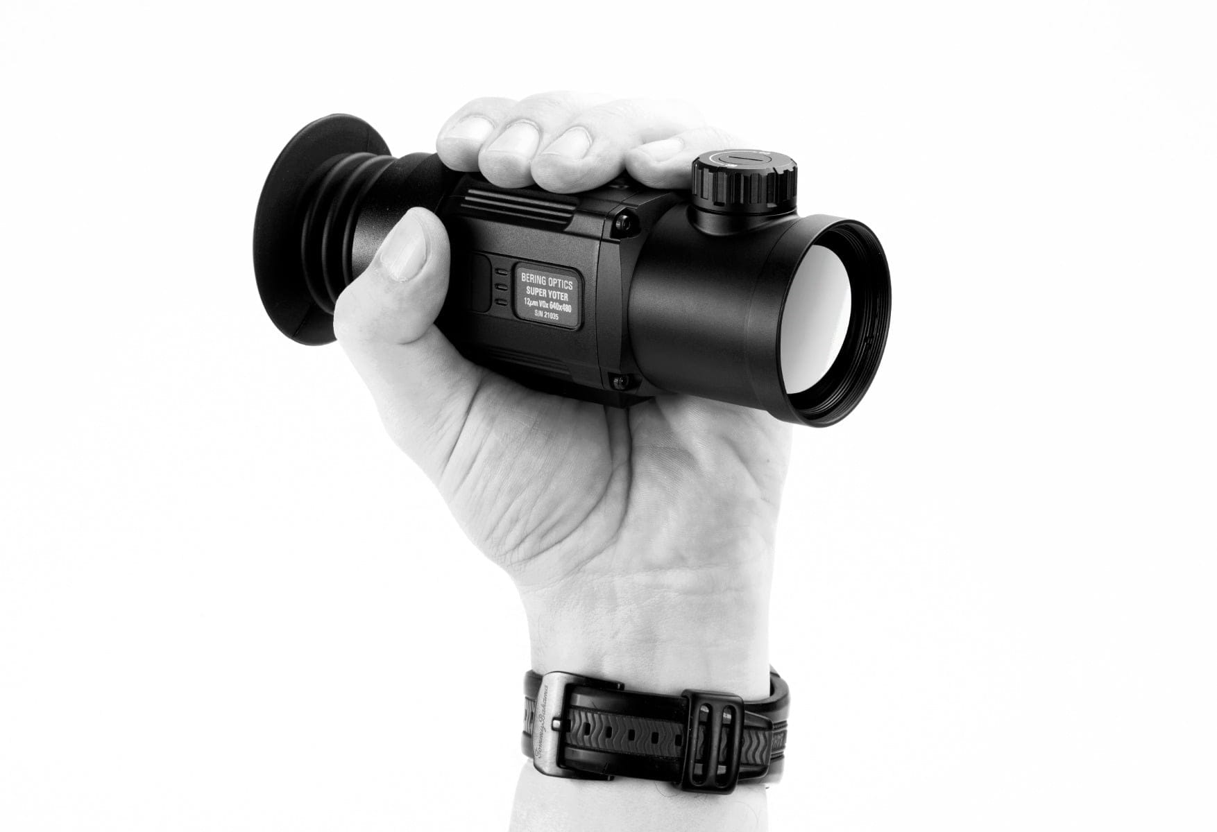 be46155_super_yoter-c_thermal_clip-on_shown_with_light_suppressor.jpg
