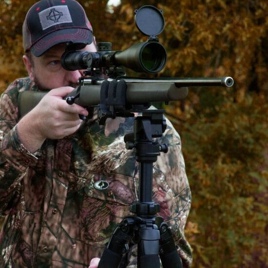 kj85001k__grip_with_k700_tripod_kit_lifestyle2_1000.jpg