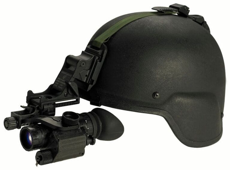 pvs-14_on_pasgt_800_2_1.jpg