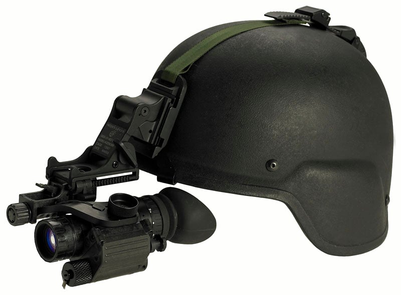 pvs-14_on_pasgt_800_2_1.jpg