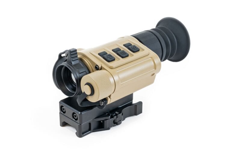 rh25v2_angle1_mount_eyecup_cover.jpg